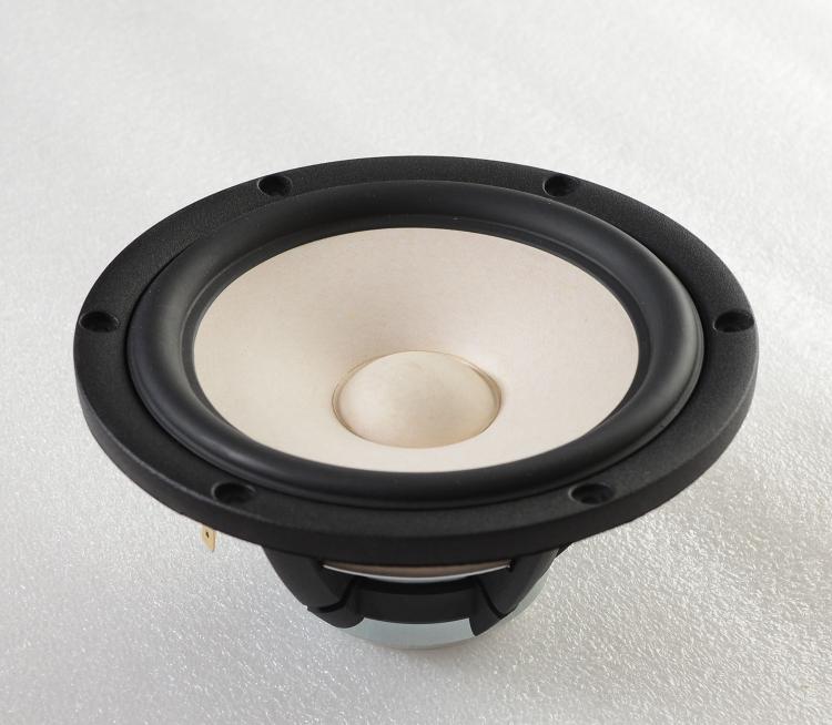 印尼斯泊特中低音喇叭MW16PNW