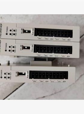 询价三菱模块FX3U-2HSY-ADP，实图拍摄，功能，没有黑色议价