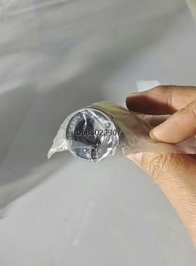 询价直线轴承A101824.全新没有拆封，没有外面盒子了，两个一议价