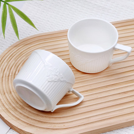 精选高颜值陶瓷咖啡杯茶杯精致套装茶碟纯白220毫升欧式蕾丝浮雕