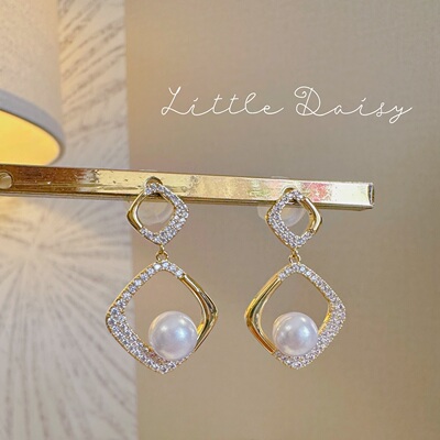 Little Daisy时髦韩系气质闪钻通勤百搭珍珠灵动简约ins银针耳环