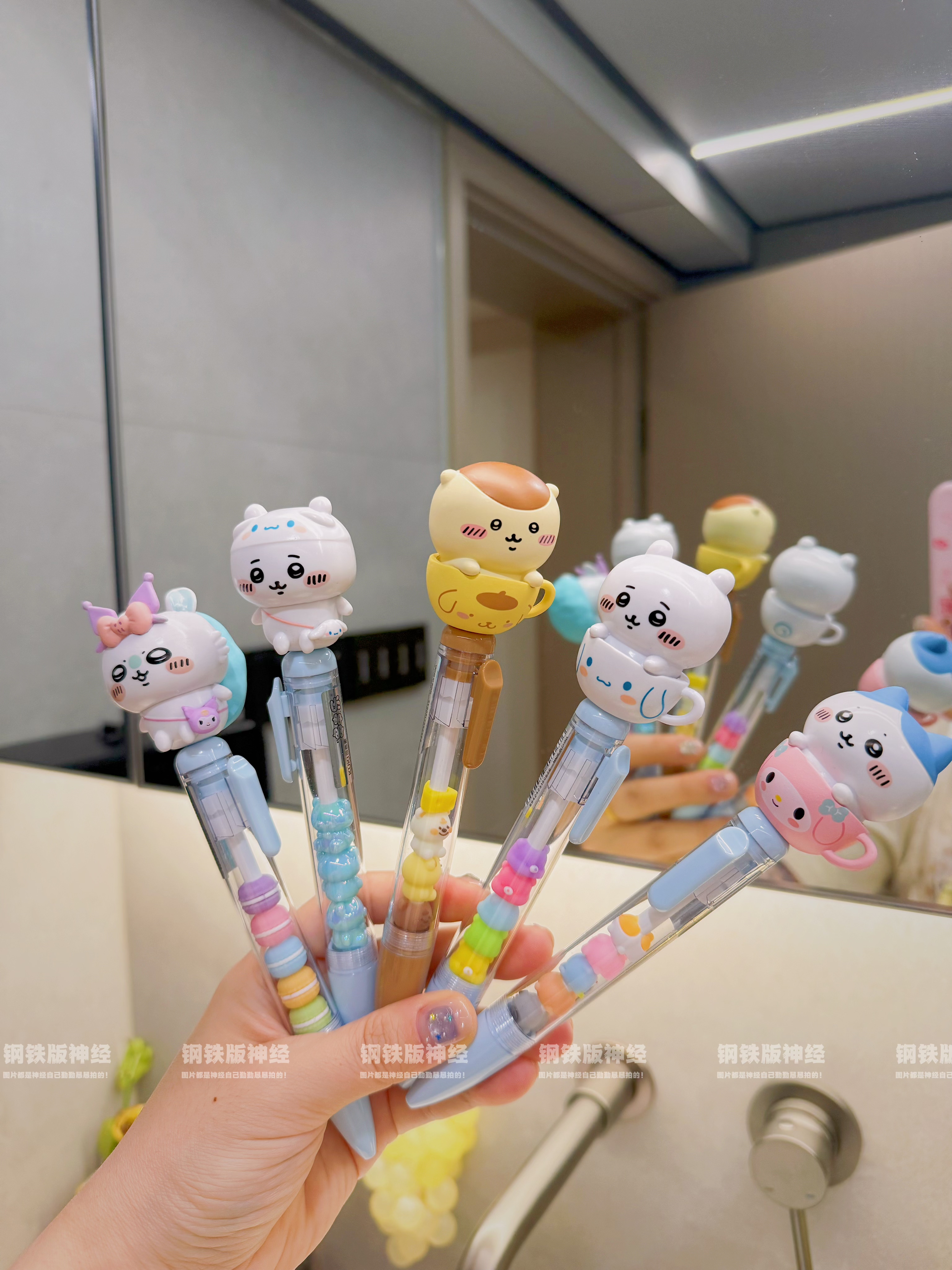 神经手作现货敲可爱吉伊卡哇自嘲熊小八栗子头飞鼠萌粒潮玩中性笔