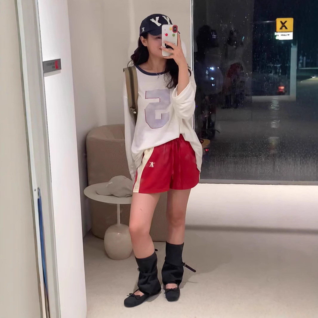 现 2025夏季新款拼色短裤女韩式运动休闲松紧抽绳阔腿热裤子
