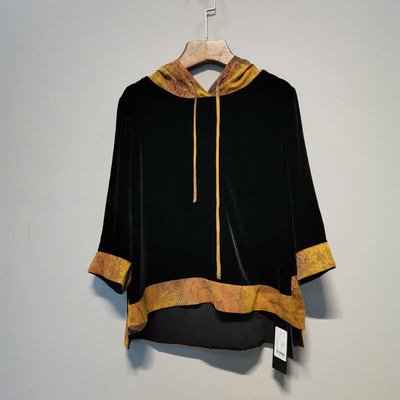 桑蚕丝植绒提花拼接香云纱短上衣