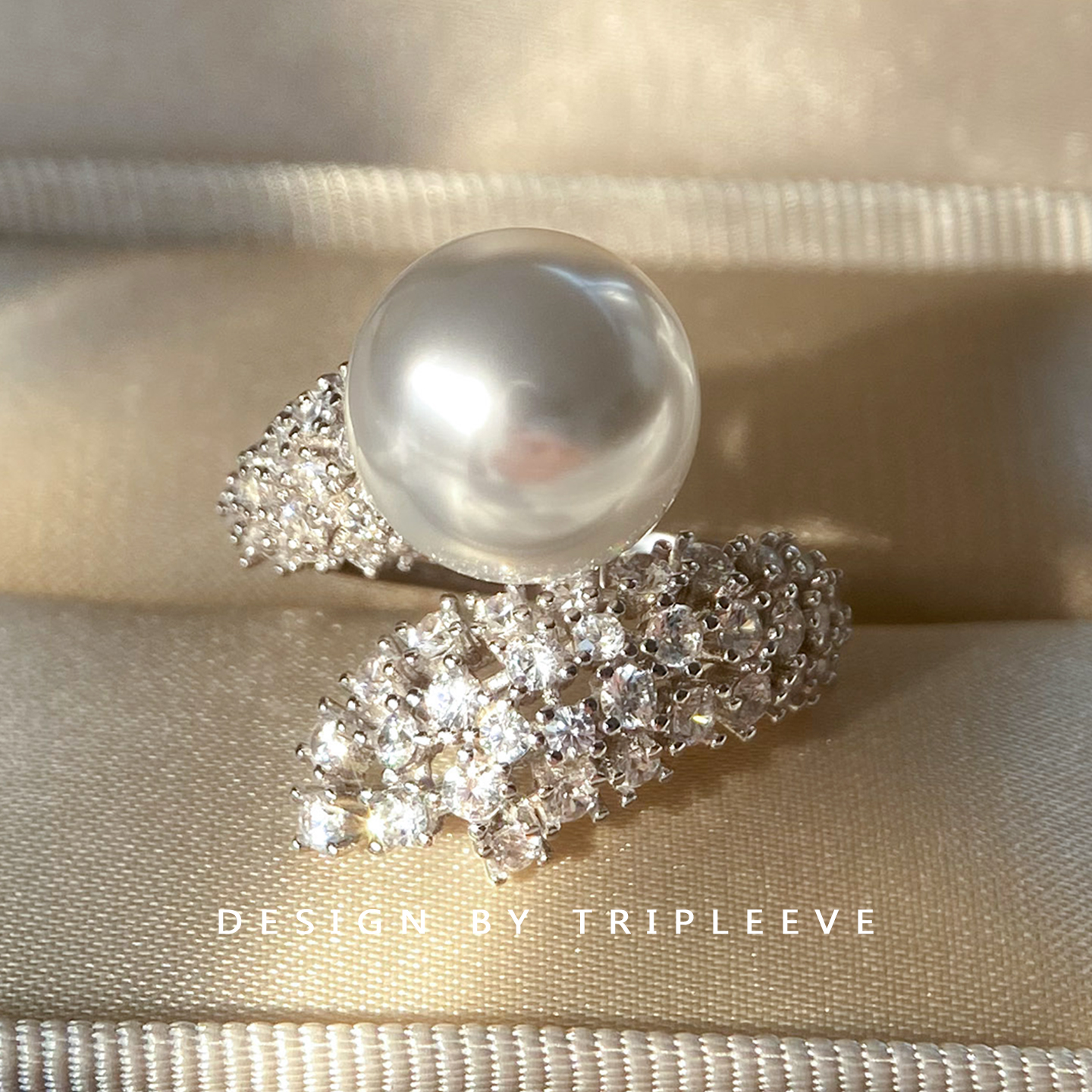 通体s925纯银彗星戒指人造澳白珍珠指环法式轻奢高级感开口戒满钻