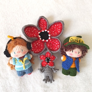 霍金斯怪奇物语系列达斯汀达达Max手工钩织毛线玩偶朋友礼物包挂