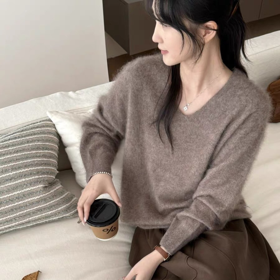 欧货丝羊绒拉绒 V领长袖针织衫毛针织衫