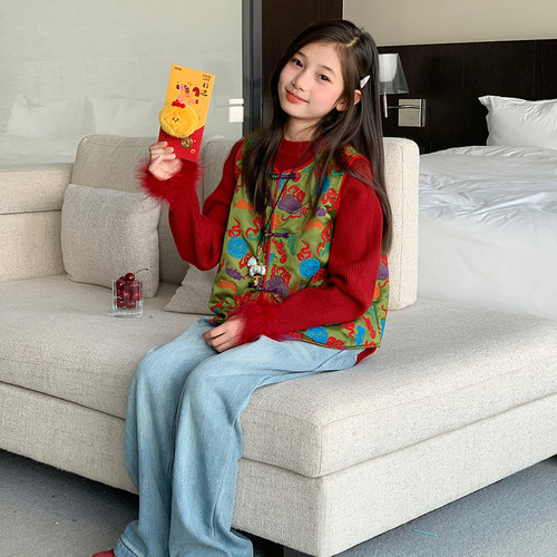 西西家女童2025款新中式年服马甲