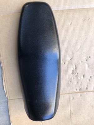 五羊本田mcr125五羊本田锋芒125原装坐垫