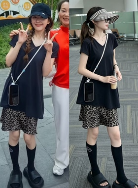 ELU2026夏季新款赵露思同款韩版宽松黑色v领短袖T恤女豹纹半身裙