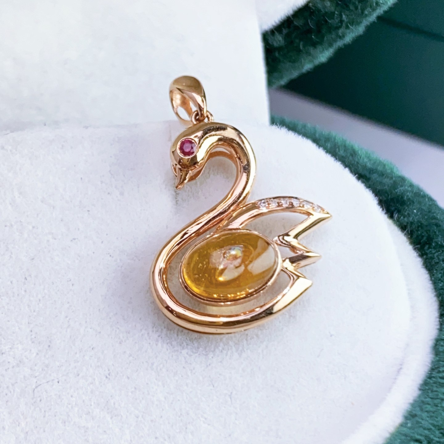 18K金天然碧玺吊坠，主石：0.70ct，钻石：7颗,珠宝/钻石/翡翠,颈饰,淘宝优惠券,粉丝福利购,淘宝优惠卷