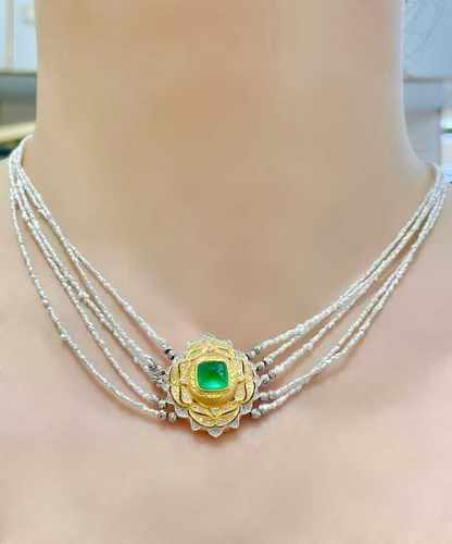 18K金钻石镶嵌野生Keshi珍珠2ct祖母绿项链