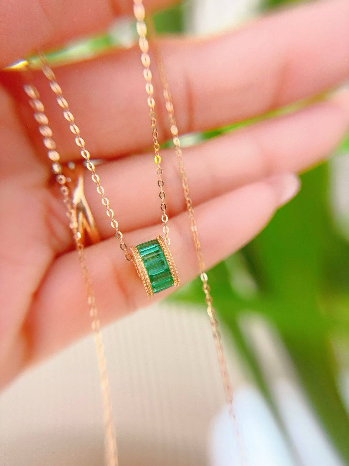 天然祖母绿2克拉路路通项链，附权威证书，支付复检,珠宝/钻石/翡翠,颈饰,淘宝优惠券,粉丝福利购,淘宝优惠卷