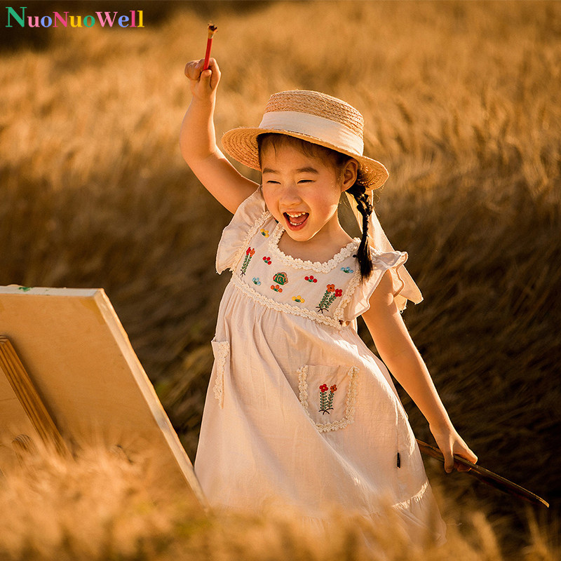 NuoNuoWell夏季女童复古连衣裙儿童法式显白绣花背心裙田园风