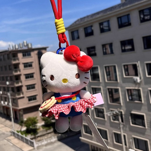 正版hellokitty包包挂件钥匙扣