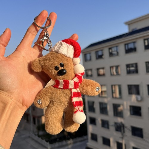 圣诞憨豆小熊包挂件钥匙扣