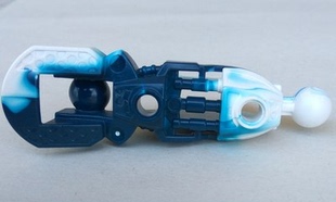 乐高零件配件LEGO53548pb01 生化系列全新白色深蓝混色腿部件塑料