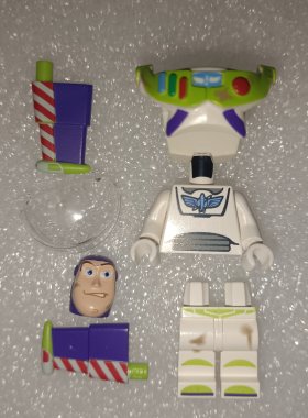 LEGO玩具总动员巴斯光年