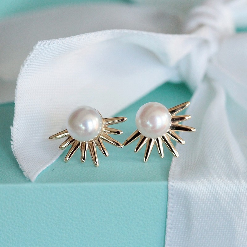 兔兔k金订货◆实拍◆韩国14k纯金半个太阳花珍珠耳钉女 光芒四射