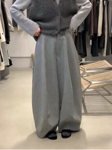 Low flat 2025秋冬新款百搭气球弯刀羊毛阔腿裤