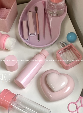 NPC*奶粉萌主*美甲镊子指甲嵌剪刀喷壶毛刷清洁工具收纳粉色套装
