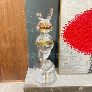 太空兔子暴力熊客厅装饰品轻奢高档电视柜旁落地摆件乔迁开业送礼