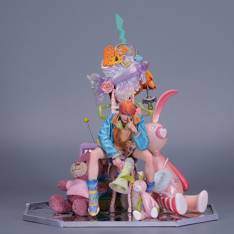 末那GirlBoss后海大鲨鱼手办