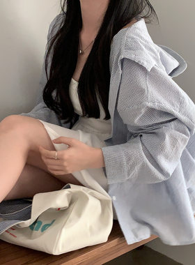 春天日记 蓝色条纹连帽宽松衬衫外套 ins休闲防晒长袖开衫上衣