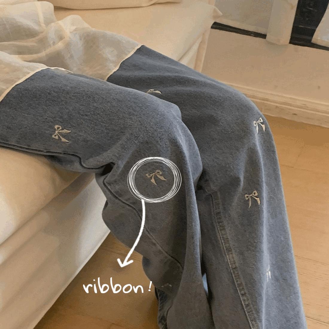 春天记事簿 蝴蝶结刺绣直筒牛仔裤 百搭复古水洗宽松显瘦阔腿长裤