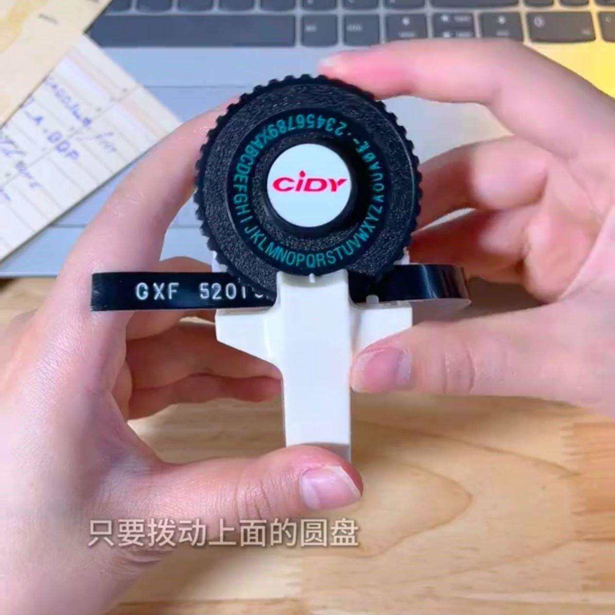 迷你手i动打字机标签机压器创可携式2313纹dy手账胶带意数字凹凸