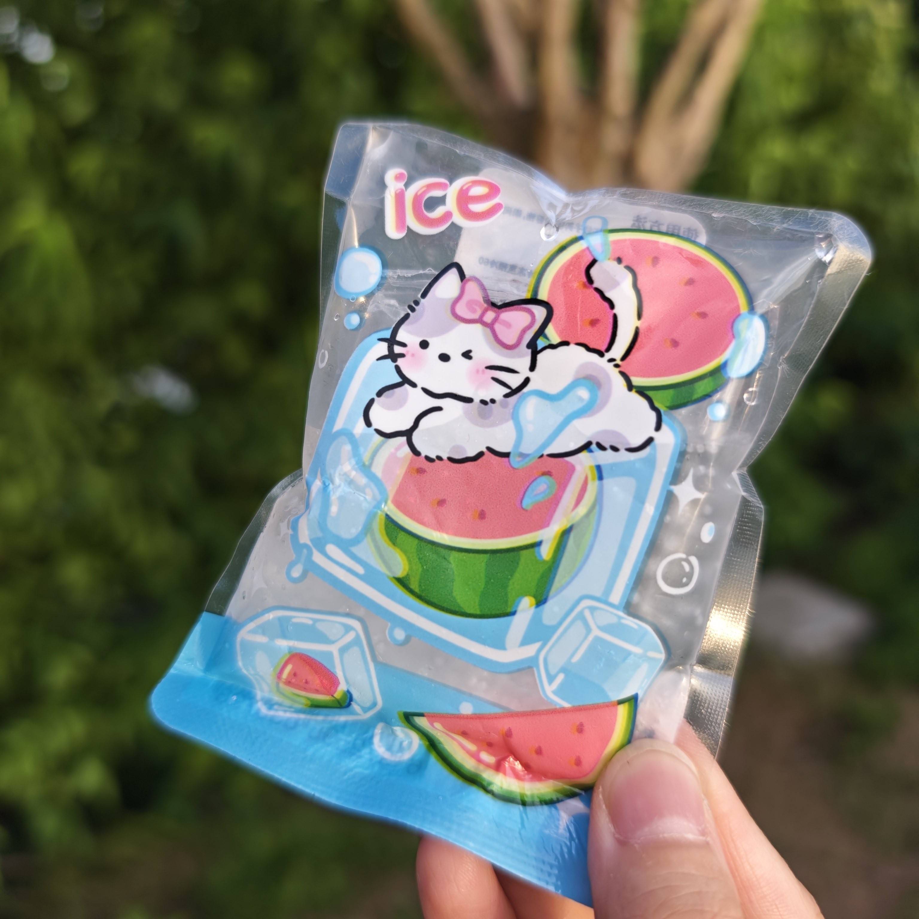 新款卡通冰袋一捏速冷卡通夏天降温神器可重复使用户外可携式冰包