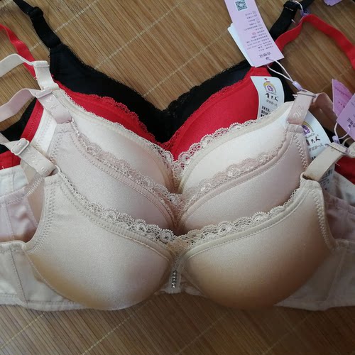 正品贵夫人文胸FA8361无钢圈纯色光面舒适睡眠内衣贵妇人中厚胸罩