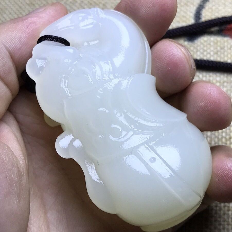 和田玉马牌吊坠白玉生肖马手把件玉佩马上发财马到成功玉项坠摆件