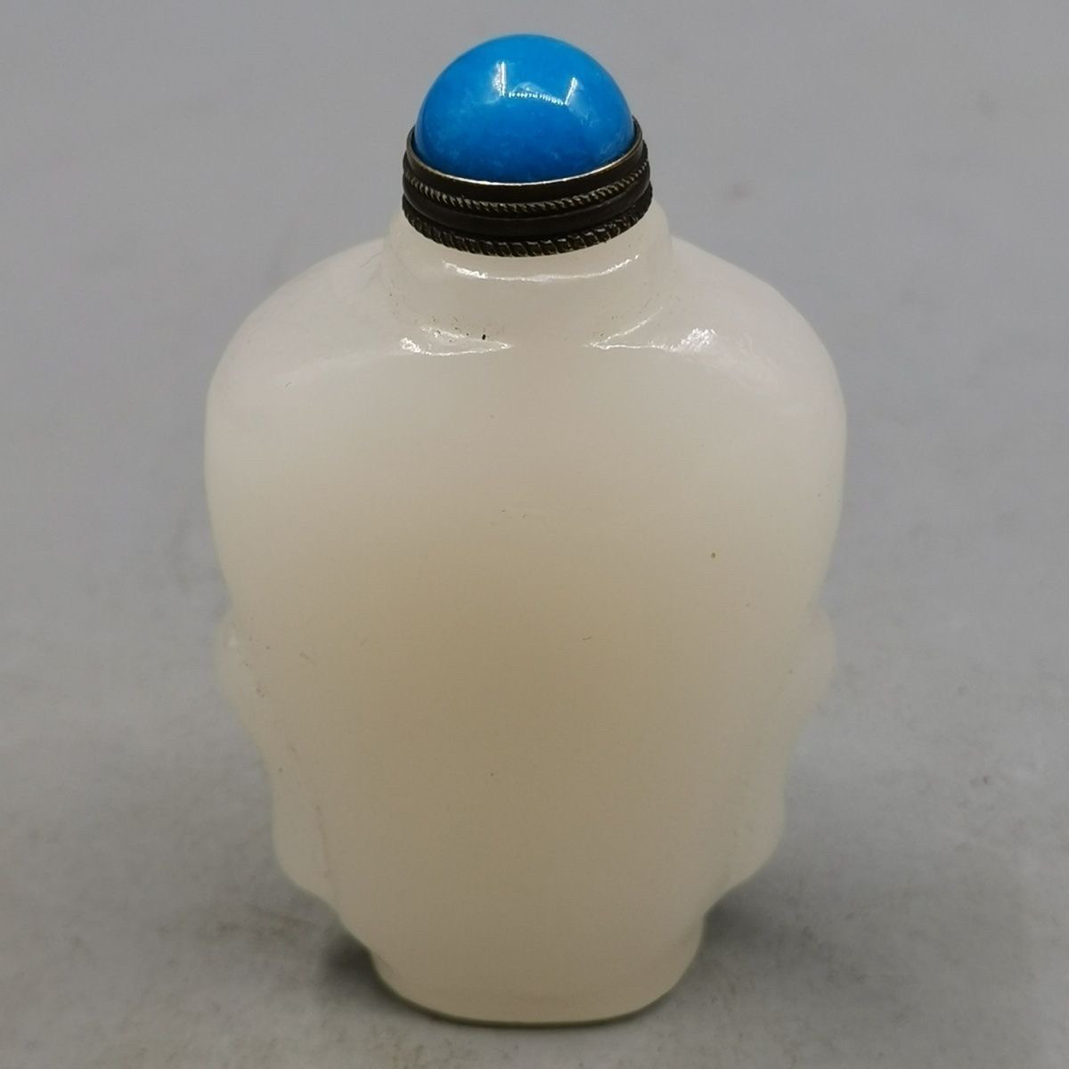 天然白玉玉石雕刻玉鼻烟壶手色手工艺鼻烟壶摆件收藏创意礼物