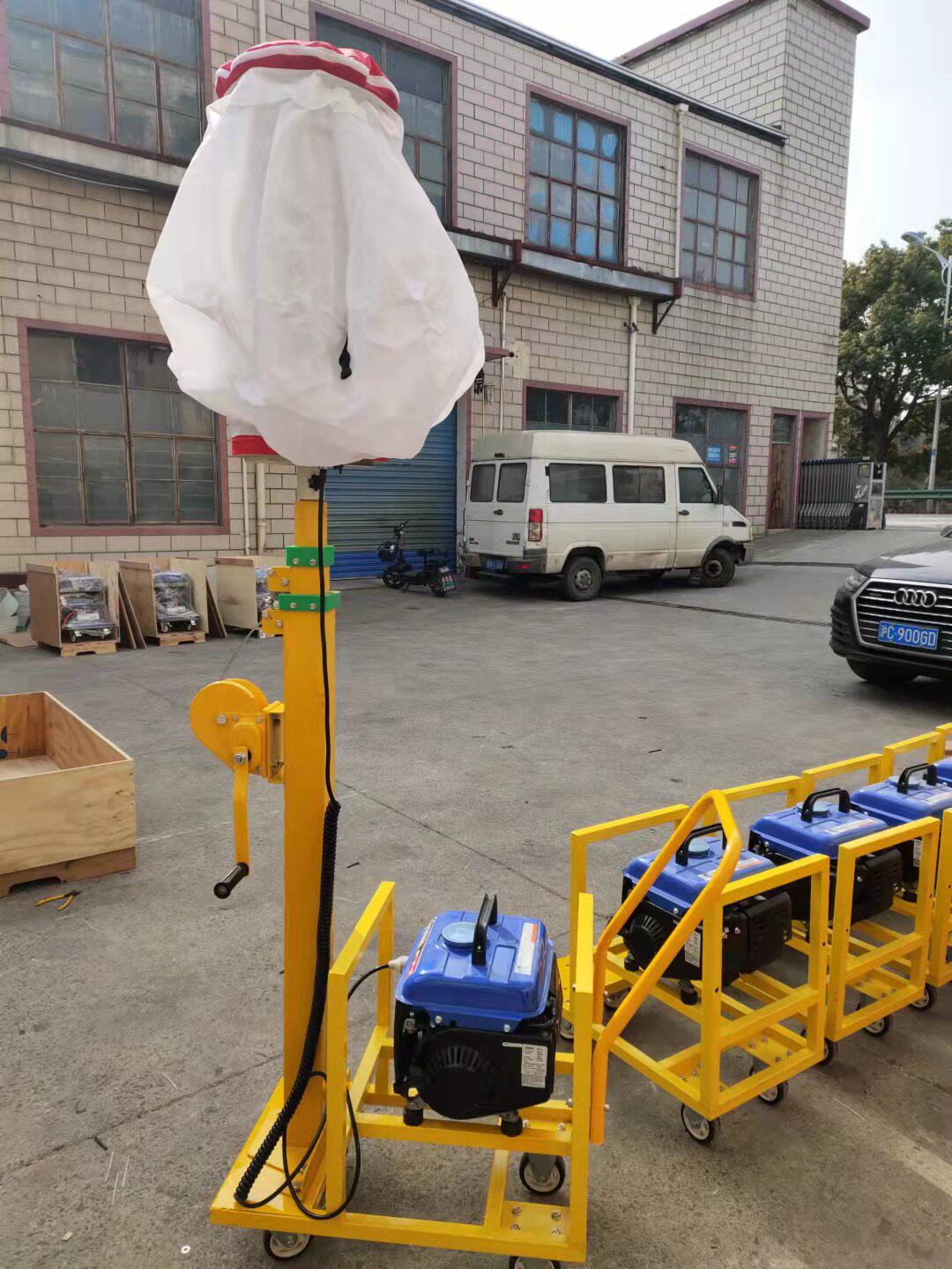 八通移动照明灯组手动自动升降