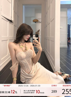 灰尘邓邓 重工设计感吊带裙2025冬季新款高级感抹胸长裙生日裙子