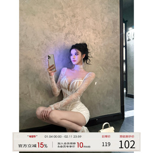 灰尘邓邓 御姐穿搭套装女2025冬季新款蕾丝抹胸上衣皮裙半身裙