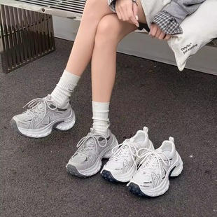 百搭透气炸街榴莲底增高休闲运动鞋 新款 女2026春季 真皮厚底老爹鞋