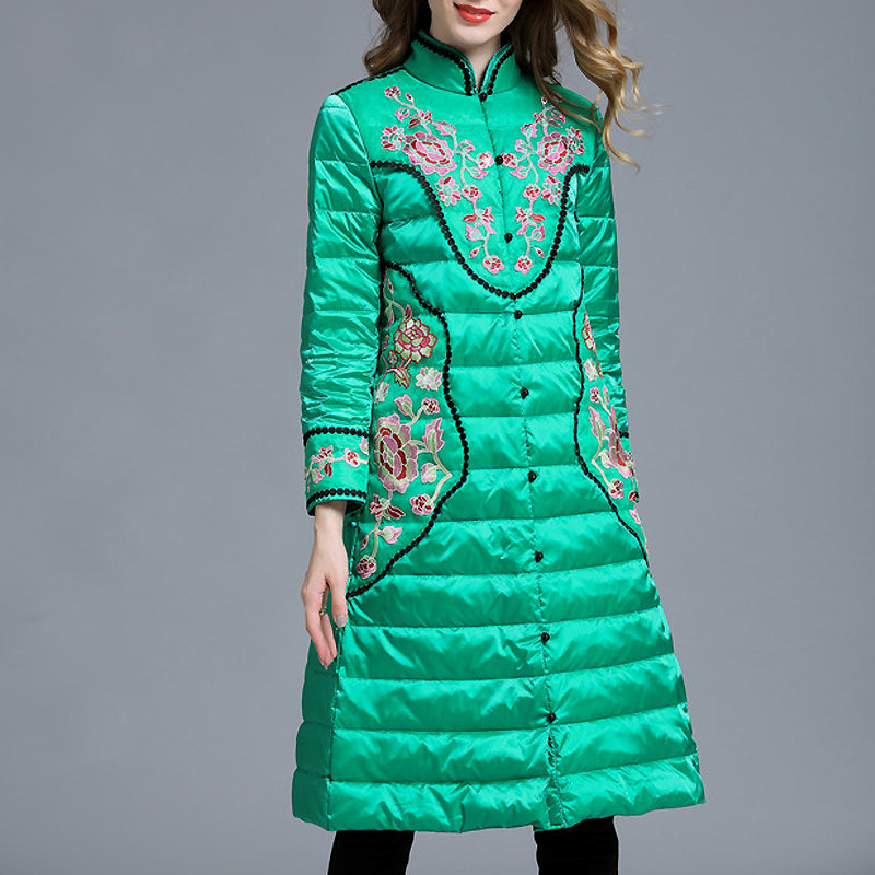 新中式羽绒服女款安娜滕国风刺绣中长款修身轻薄高级感白鸭绒外套