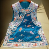 安娜滕新中式 盘扣坎肩外套 马甲女春秋醋酸缎复古国风锦鲤刺绣大码