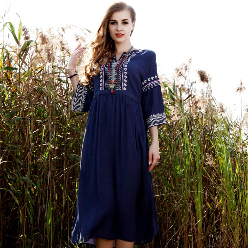 法式复古宫廷风连衣裙女春夏安娜滕重工刺绣修身轻奢高级感长裙