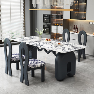 宝格丽餐桌法式麦兜餐桌椅组合岩板轻奢现代简约小户型复古设计师