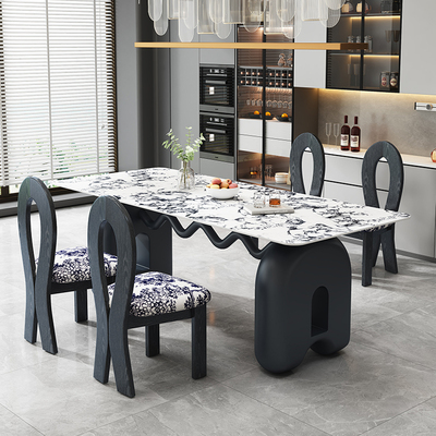 宝格丽餐桌麦兜餐桌椅组合