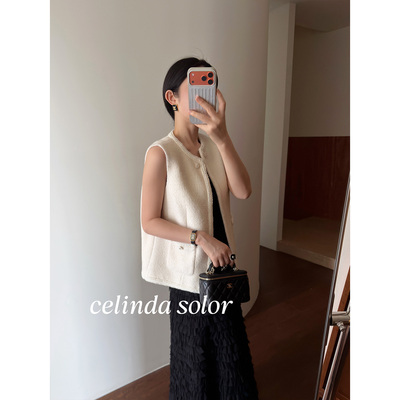 娇阳自制 20件无补！品相美绝 淡淡温柔订珠香风羊毛白色春季马甲