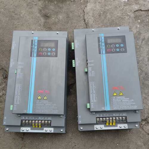 议价ANCTL伺服驱动器ATⅠ100-4T05A7A7AW，三组可维修