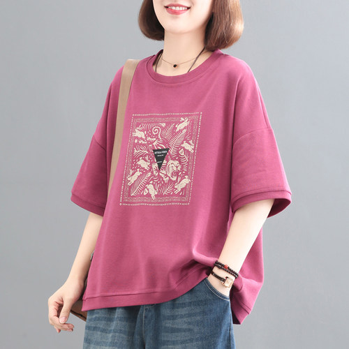 孔雀飞飞2025夏季圆领印花T恤