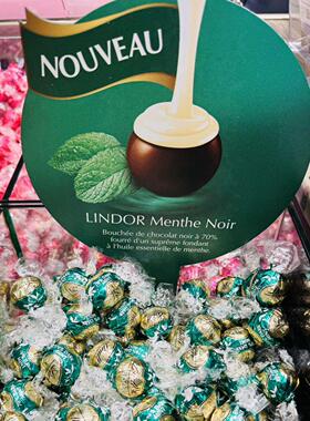 新品推荐瑞士莲70%薄荷白心黑巧软心巧克力进口零食