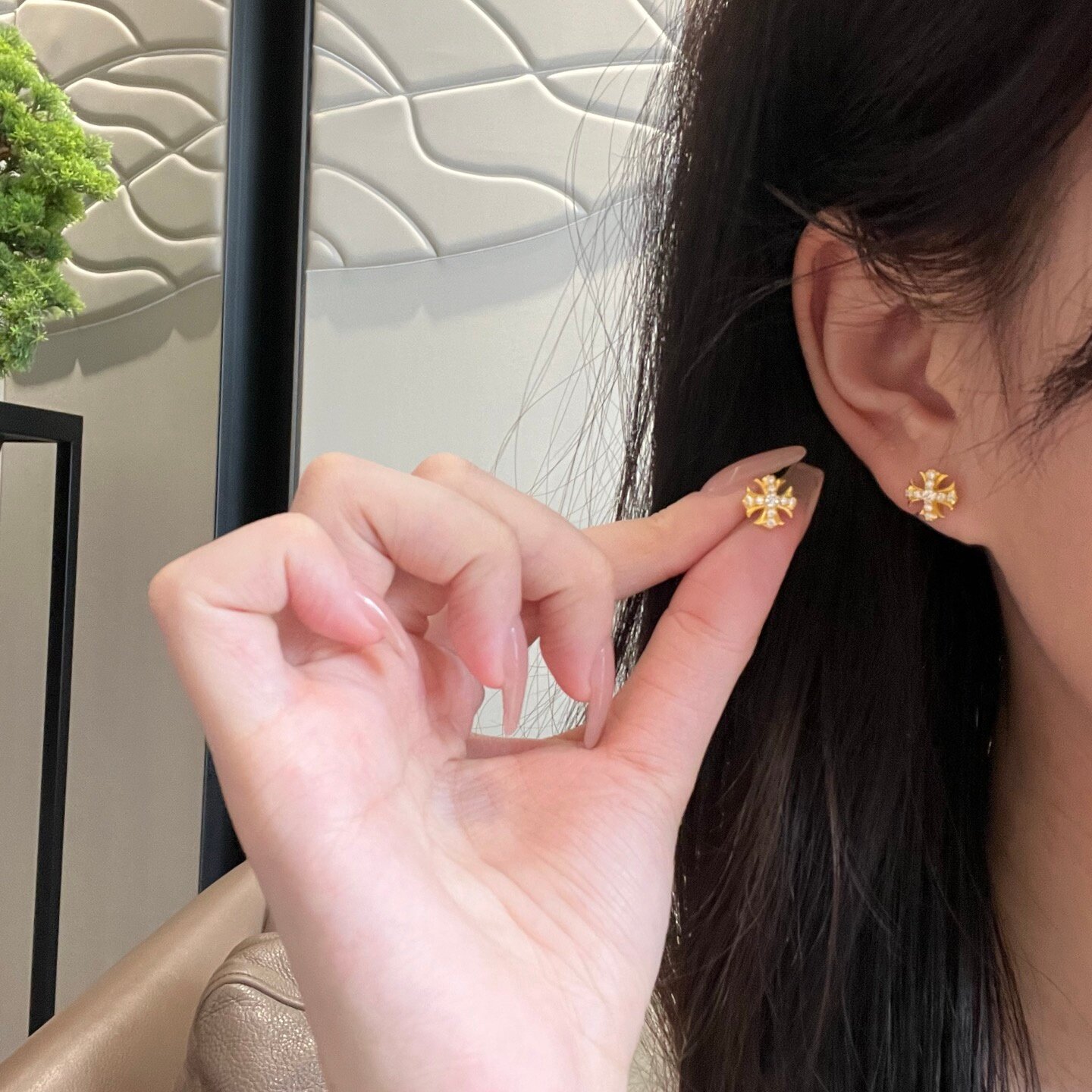 千夕 足金999满钻十字架耳钉黄金耳饰女款送老婆情人节生日礼物