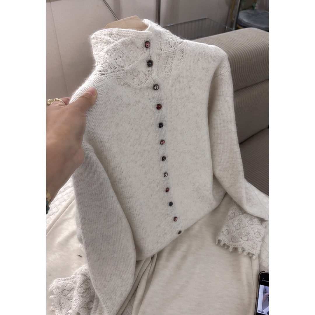 3626【立领法风镂空彩扣开衫】秋冬新款女士气质针织毛衣