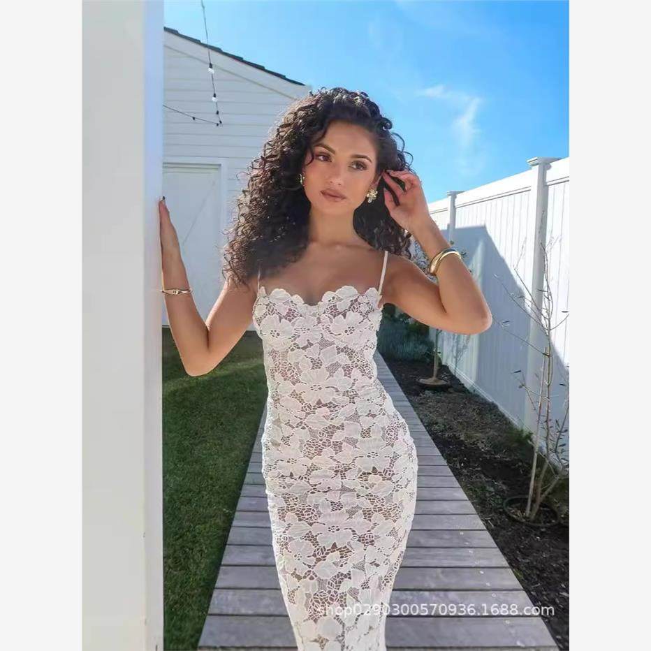 白色抹胸吊带连衣裙 White Bustier Strap Dress